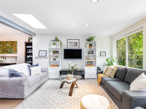 3706 King Edward Avenue W, Vancouver, BC 