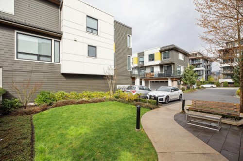 601-3021 St George Street, Port Moody, BC 