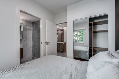 201-1168 Pendrell Street, Vancouver, BC 