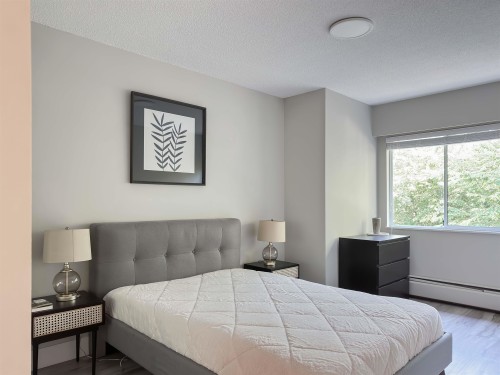 1923 Parker Street, Vancouver, BC 