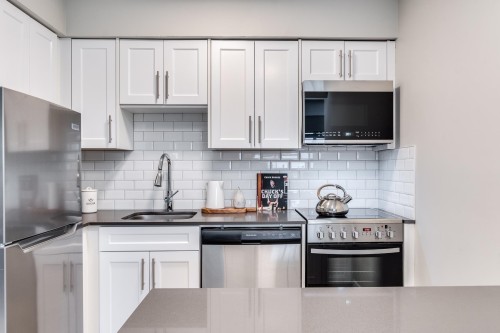 1923 Parker Street, Vancouver, BC 