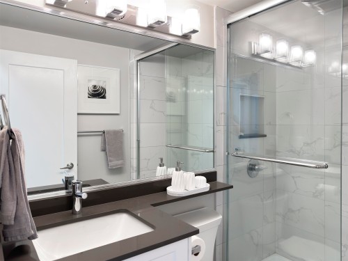 1923 Parker Street, Vancouver, BC 