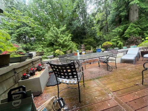 3937 Westridge Avenue, West Vancouver, BC 