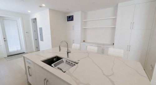 3323 37 Avenue W, Vancouver, BC 