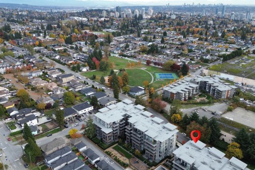 607-7588 16Th Street, Burnaby, BC 