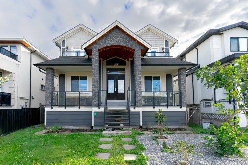 520 Ewen Avenue  New Westminster, BC V3M 5B1