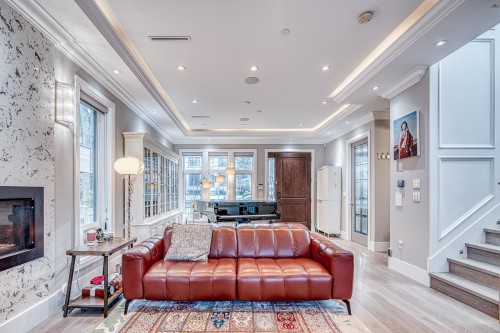 3537 18Th Avenue W, Vancouver, BC 