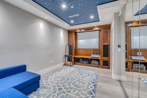 3537 18Th Avenue W, Vancouver, BC 