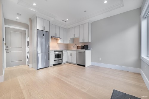 3537 18Th Avenue W, Vancouver, BC 