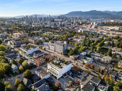 406-2508 Fraser Street, Vancouver, BC 