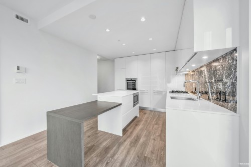 4711-4510 Halifax Way, Burnaby, BC 