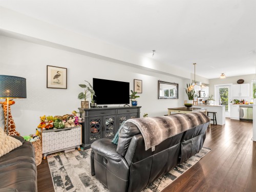 103-1418 Cartier Avenue, Coquitlam, BC 