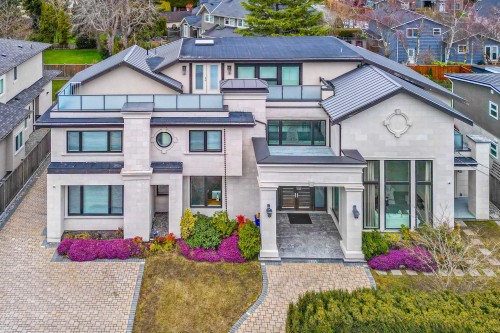 3071 Steveston Highway, Richmond, BC 