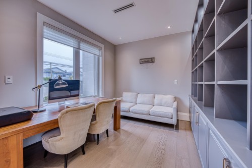 3071 Steveston Highway, Richmond, BC 