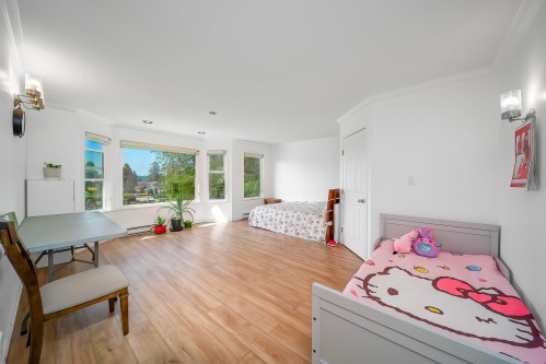 2011 Paulus Crescent, Burnaby, BC 