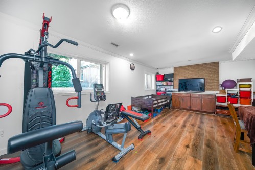 2011 Paulus Crescent, Burnaby, BC 