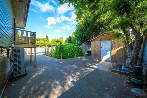 2011 Paulus Crescent, Burnaby, BC 