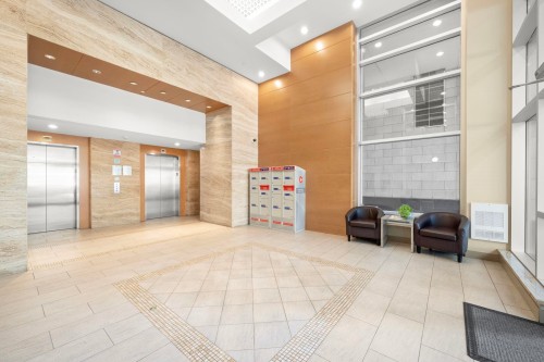 1004-2968 Glen Drive, Coquitlam, BC 