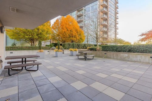 1004-2968 Glen Drive, Coquitlam, BC 