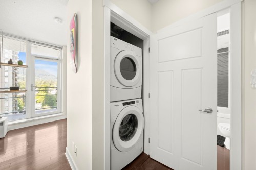 1004-2968 Glen Drive, Coquitlam, BC 