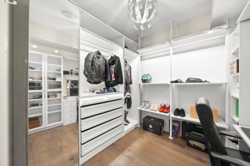 1004-2968 Glen Drive, Coquitlam, BC 