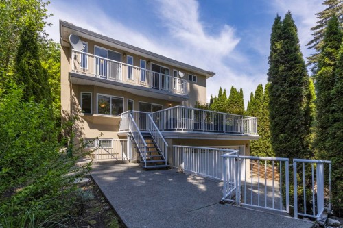 1426 Fulton Avenue, West Vancouver, BC 