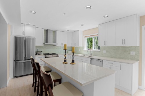 1426 Fulton Avenue, West Vancouver, BC 