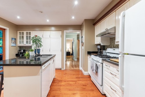 5280 1 Avenue, Delta, BC 