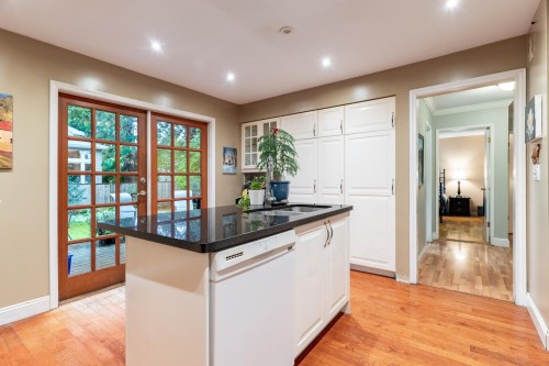 5280 1 Avenue, Delta, BC 