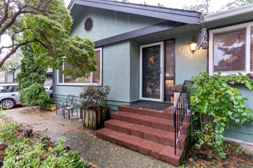 5280 1 Avenue, Delta, BC 