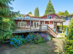 430 Aldersprings Road  Gibsons, BC V0N 1V0