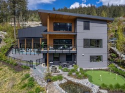 7667 Cerulean Drive  Pemberton, BC V0N 2L3