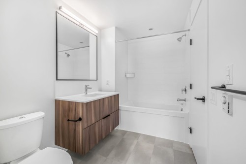 305-3229 St. Johns Street, Port Moody, BC 