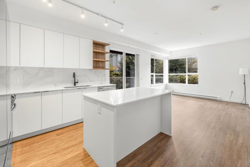 305-3229 St. Johns Street, Port Moody, BC 