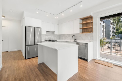 305-3229 St. Johns Street, Port Moody, BC 