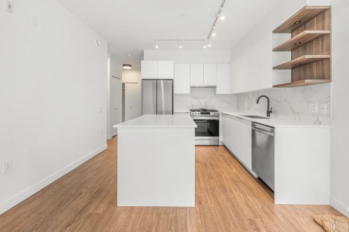 305-3229 St. Johns Street, Port Moody, BC 