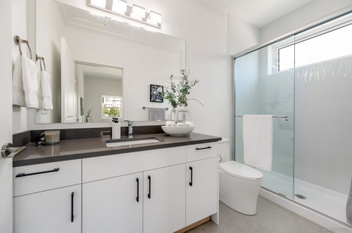 1421 27Th Avenue E, Vancouver, BC 