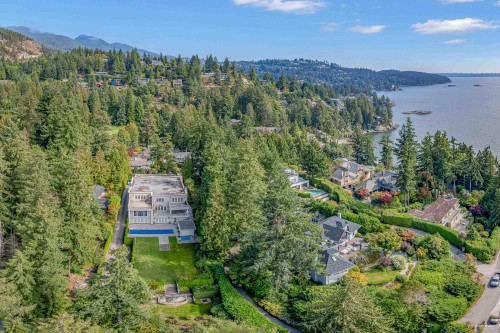 6089 Gleneagles Drive, West Vancouver, BC 