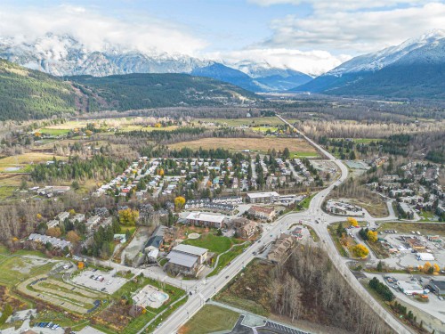 1013 Phare Crescent, Pemberton, BC 