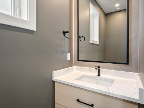 1013 Phare Crescent, Pemberton, BC 