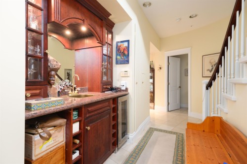 4650 2Nd Avenue W, Vancouver, BC 