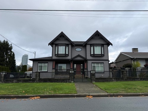 647 Ivy Avenue, Coquitlam, BC 