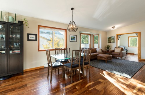 7386 Laurel Street, Pemberton, BC 