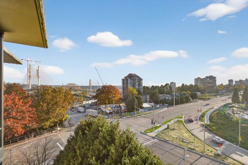 702-11 Royal Avenue E, New Westminster, BC 