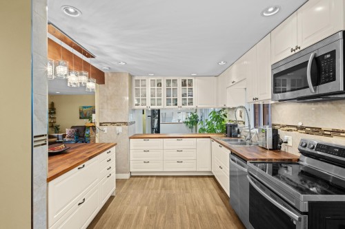 3440 Bluebonnet Road, North Vancouver, BC 