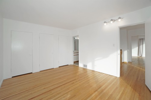 875 Esquimalt Avenue, West Vancouver, BC 