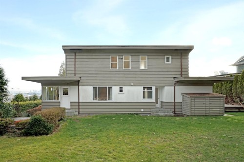 875 Esquimalt Avenue, West Vancouver, BC 