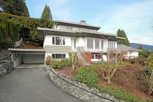 875 Esquimalt Avenue, West Vancouver, BC 