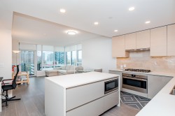 1010-4168 Lougheed Highway  Burnaby, BC V5C 0N9