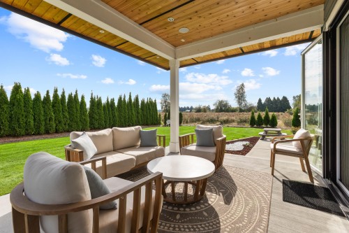 13540 Neaves Road, Maple Ridge, BC 